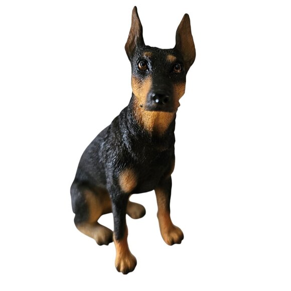 Vintage Hand-Painted Doberman Pinscher Figurine – Boxed NOS - Picture 2 of 8